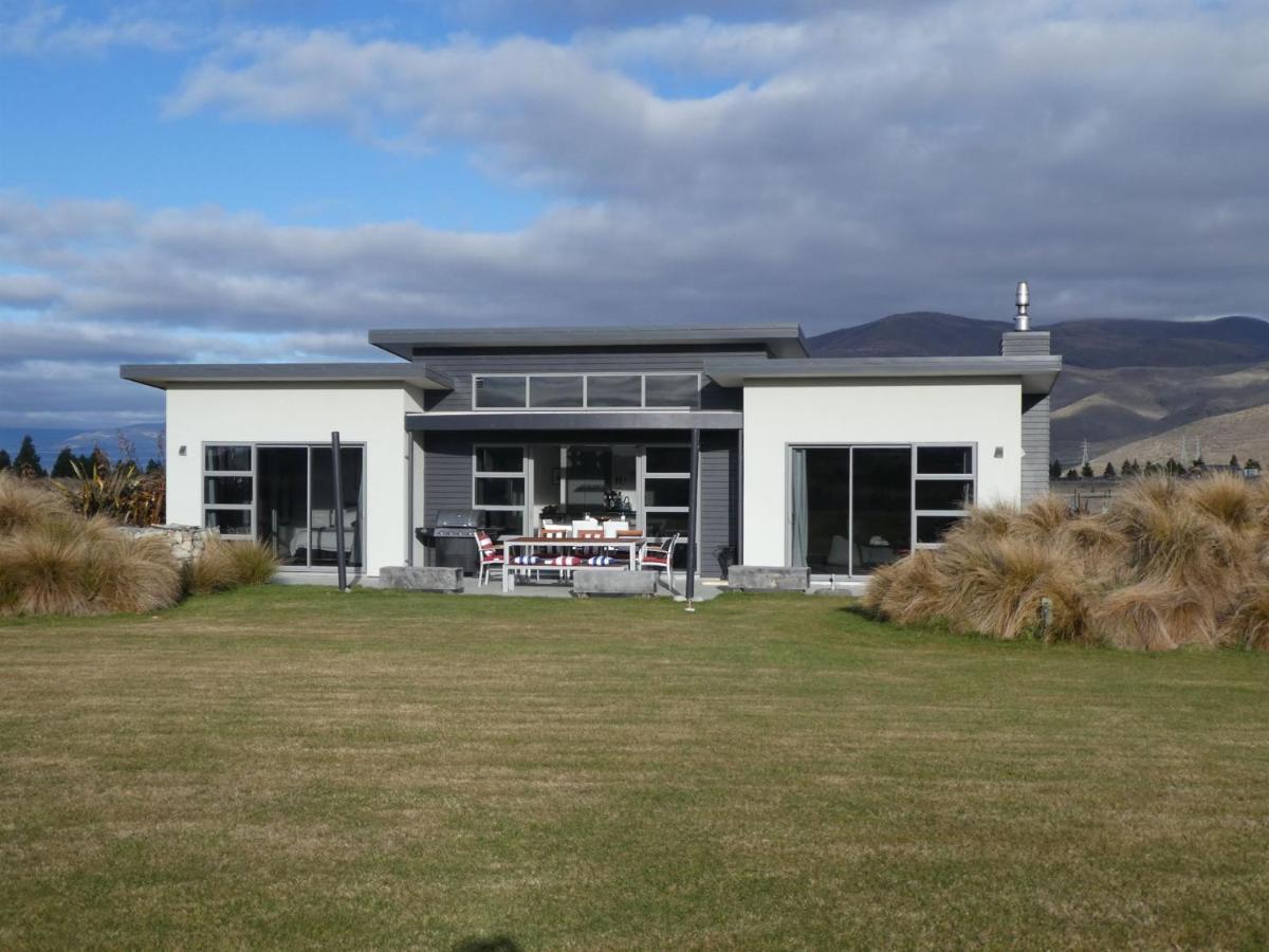 Matuki Gold Villa Twizel Bagian luar foto